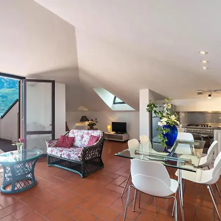 Rita Apartment